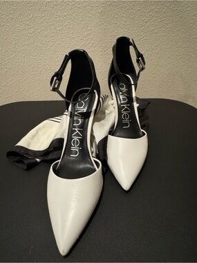 Calvin Klein Two-Tone Pointed Toe Ankle Strap Heels in White and Black Size 9